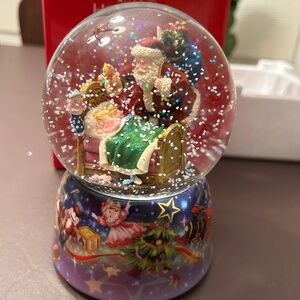 New in box. Vintage macys holiday lane Santa with kids musical snow globe